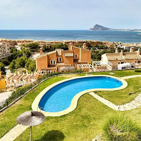 Charming Townhouse With Sea Views & Pool In Altea Villa กัลเป ภายนอก รูปภาพ