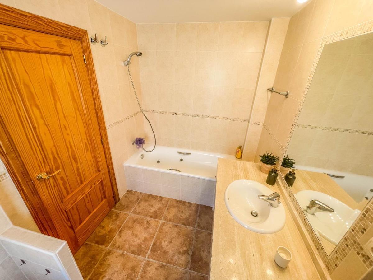 Charming Townhouse With Sea Views & Pool In Altea Villa กัลเป ภายนอก รูปภาพ